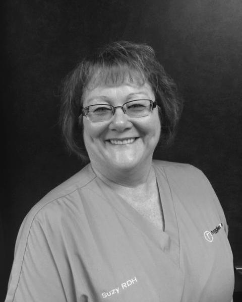 Suzanne, dental hygienist and office administrator at Ruggless Dental in 62704